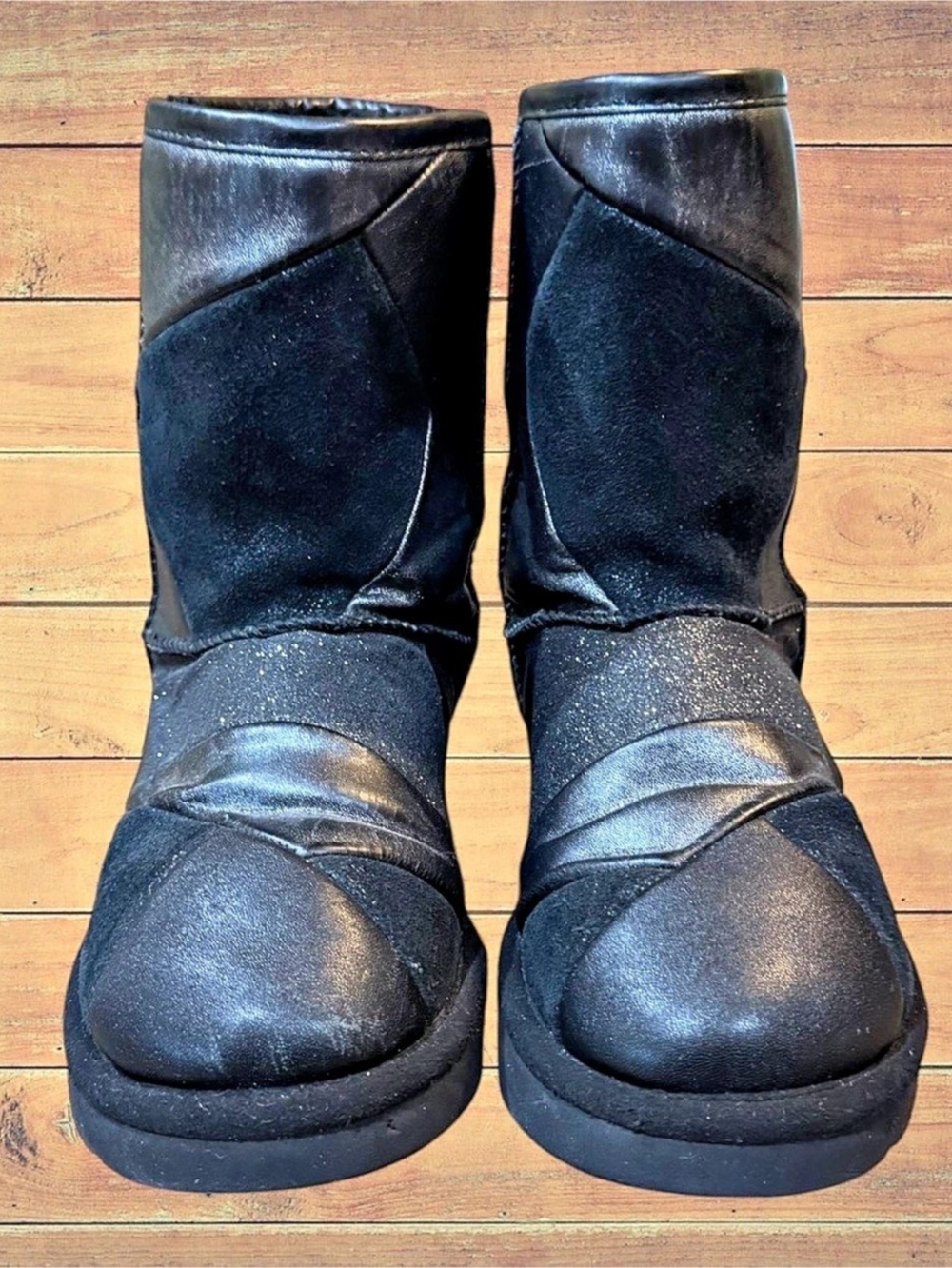 UGG Classic Short Black Glitter Patchwork Suede Leather Boots Size 8 GUC - Picture 4 of 16